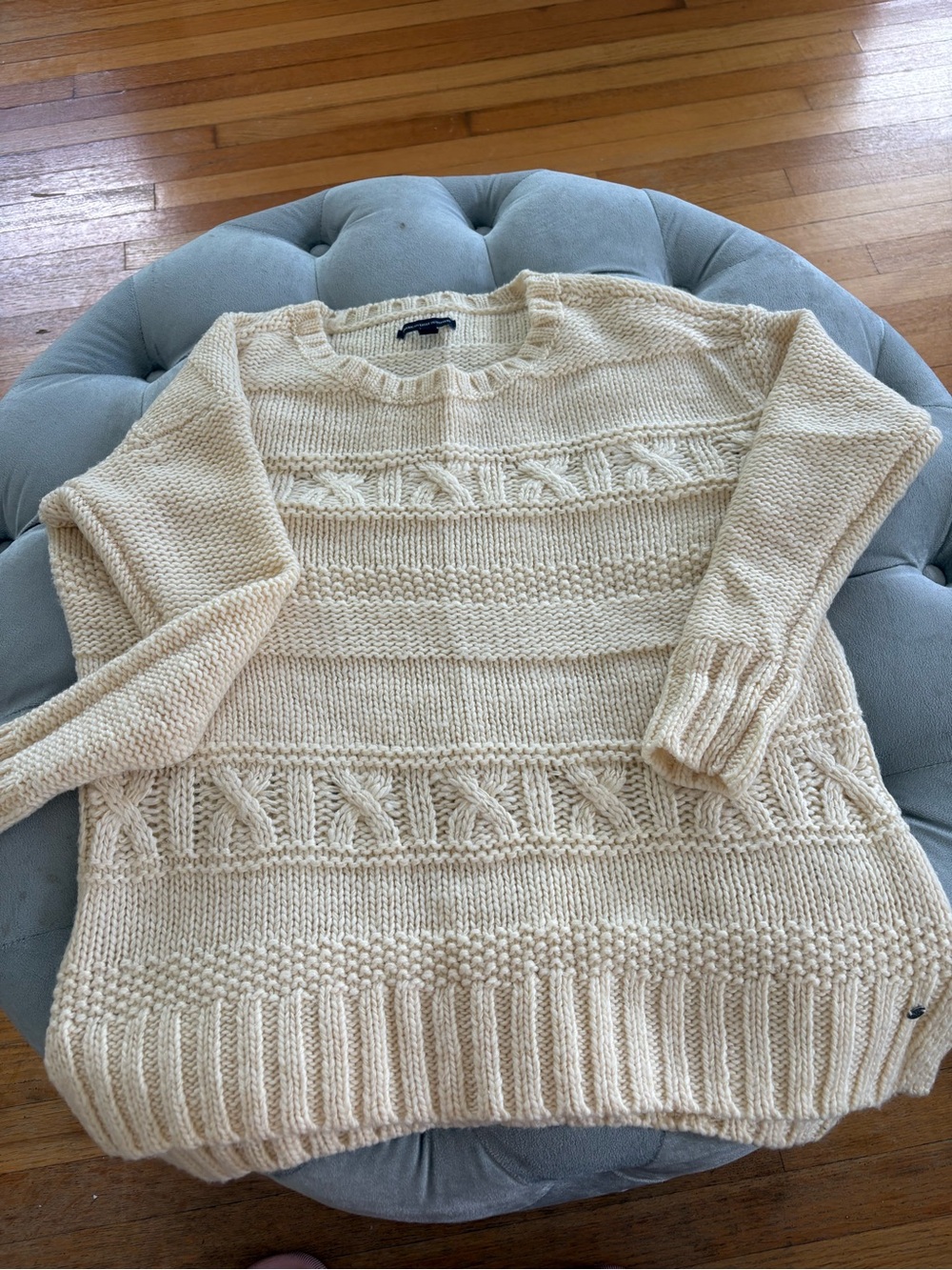 American Eagle Outfitters Women’s Chunky Cable Knit Sweater Cream Ivory M